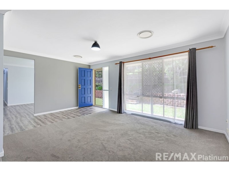 37 Washbrook Crescent, Petrie QLD 4502