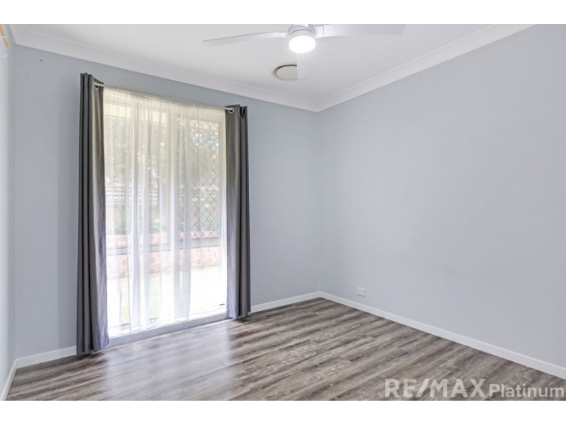 37 Washbrook Crescent, Petrie QLD 4502