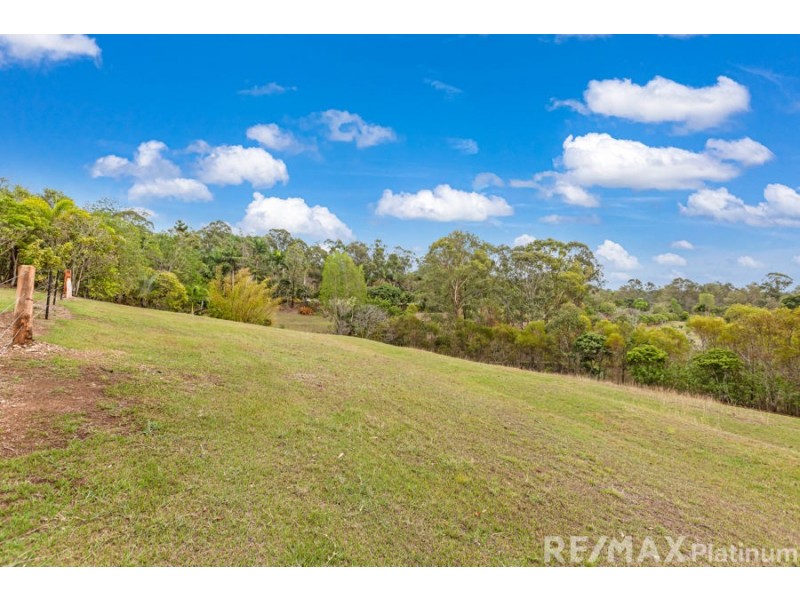 55 Wingara Drive, Morayfield QLD 4506