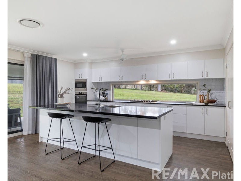 42 Macginley Road, Upper Caboolture QLD 4510