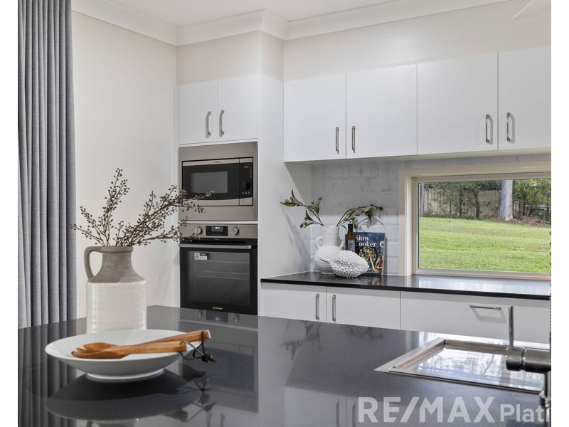 42 Macginley Road, Upper Caboolture QLD 4510