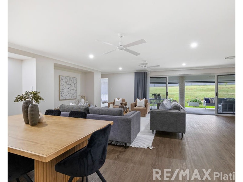 42 Macginley Road, Upper Caboolture QLD 4510