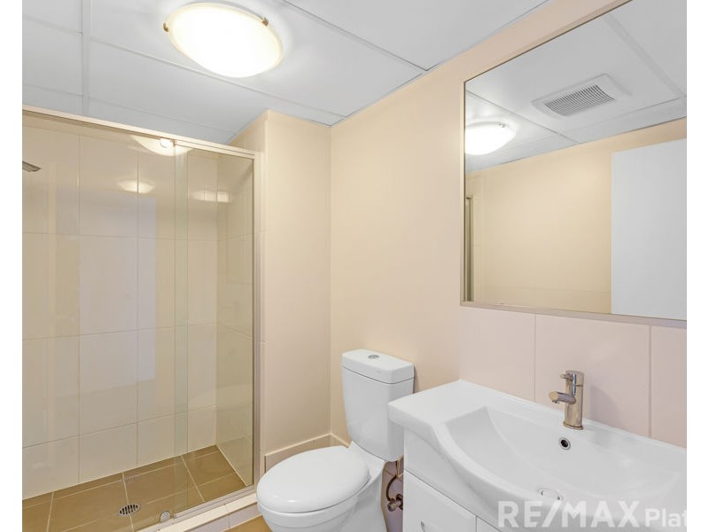 53/51 Playfield Street, Chermside QLD 4032