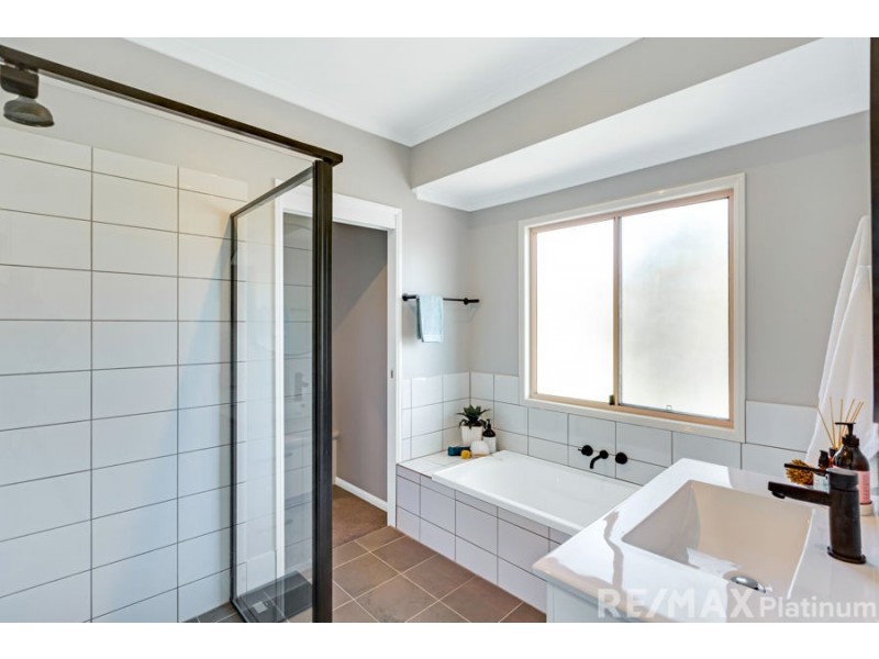 18 Butleigh Court, Narangba QLD 4504