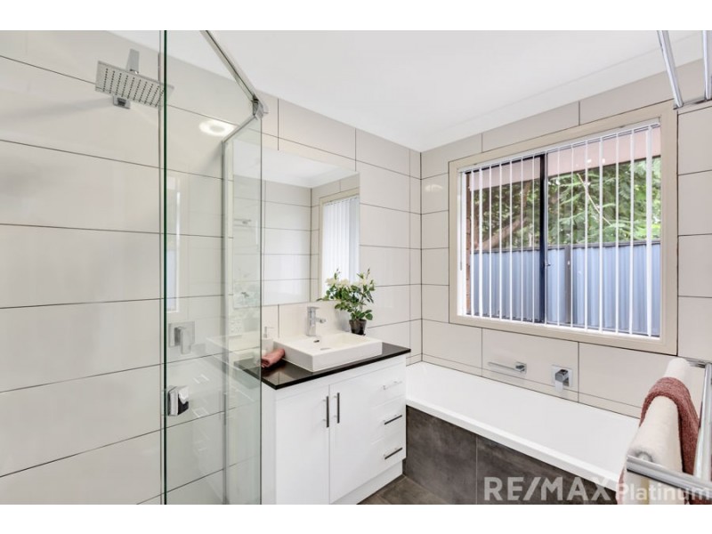 24 Ngungun Parade, Narangba QLD 4504