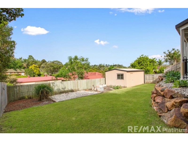 4 Mohr Court, Petrie QLD 4502