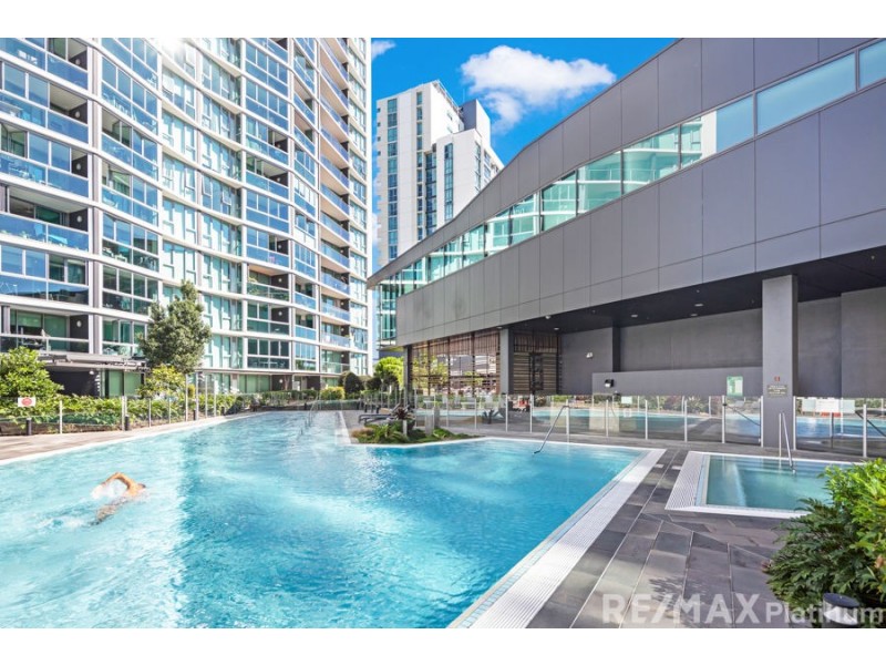 10411 / 8 Harbour Road, Hamilton QLD 4007