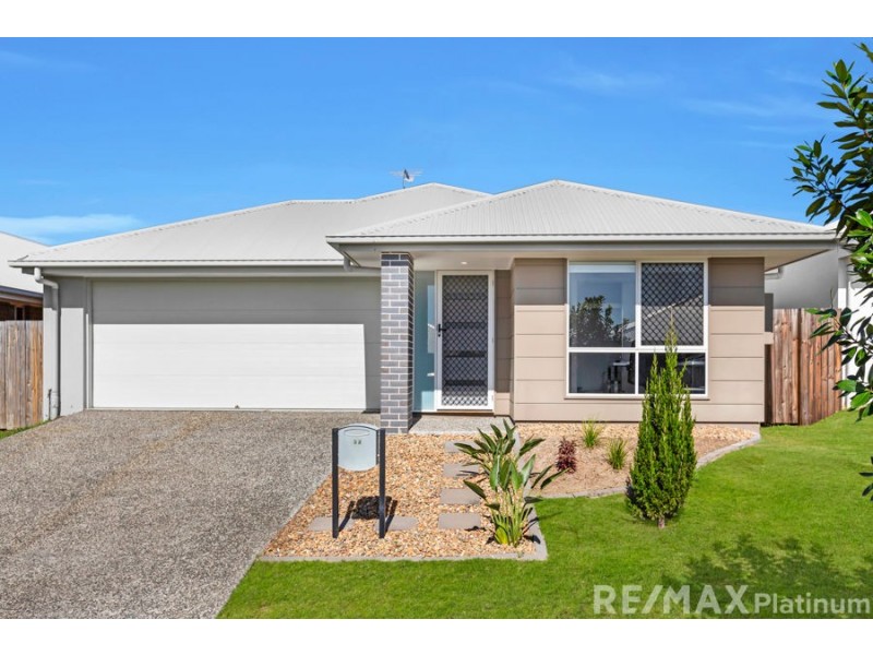 32 Crest Street, Narangba QLD 4504