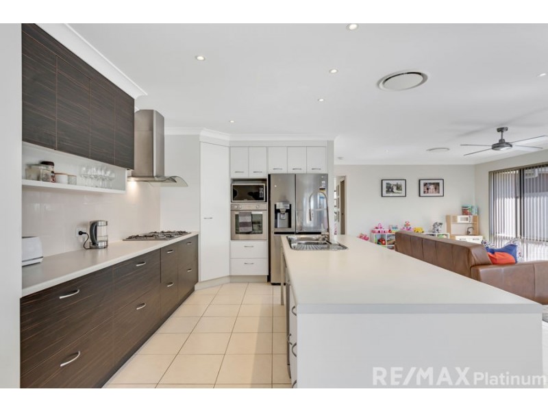 3 Angophora Close, Narangba QLD 4504