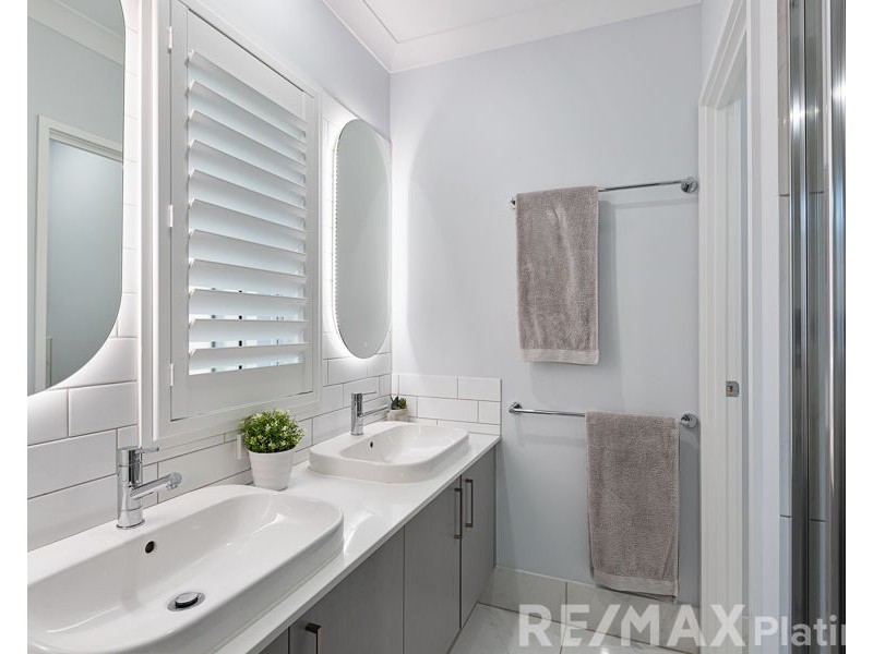 11 Palatial Crescent, Narangba QLD 4504