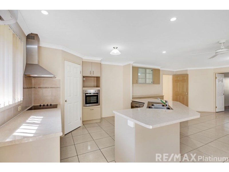 102 Creekside Drive, Narangba QLD 4504