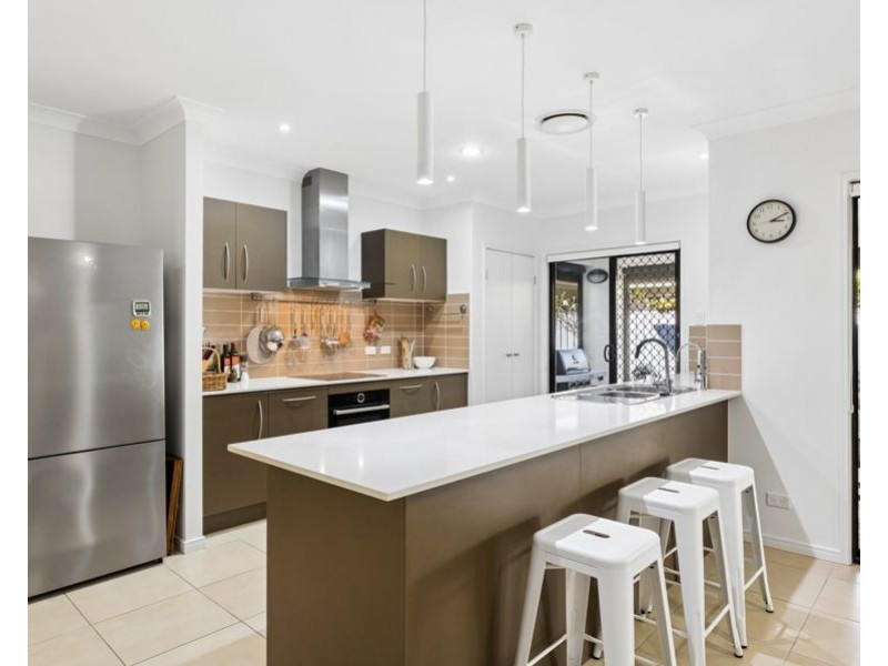 14 Hideaway Close, Narangba QLD 4504