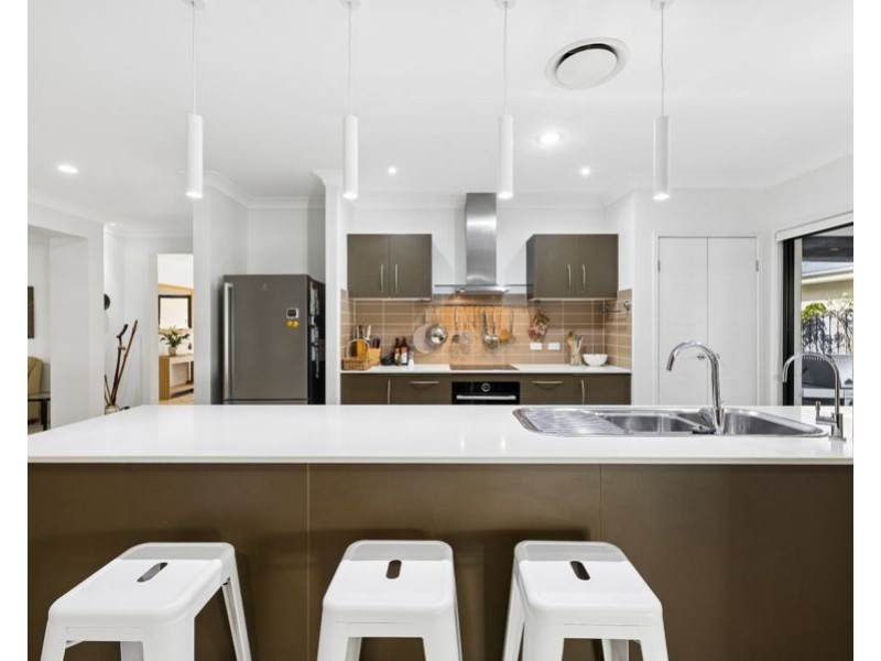 14 Hideaway Close, Narangba QLD 4504