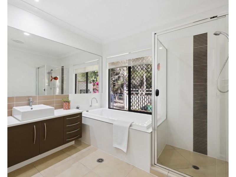 14 Hideaway Close, Narangba QLD 4504
