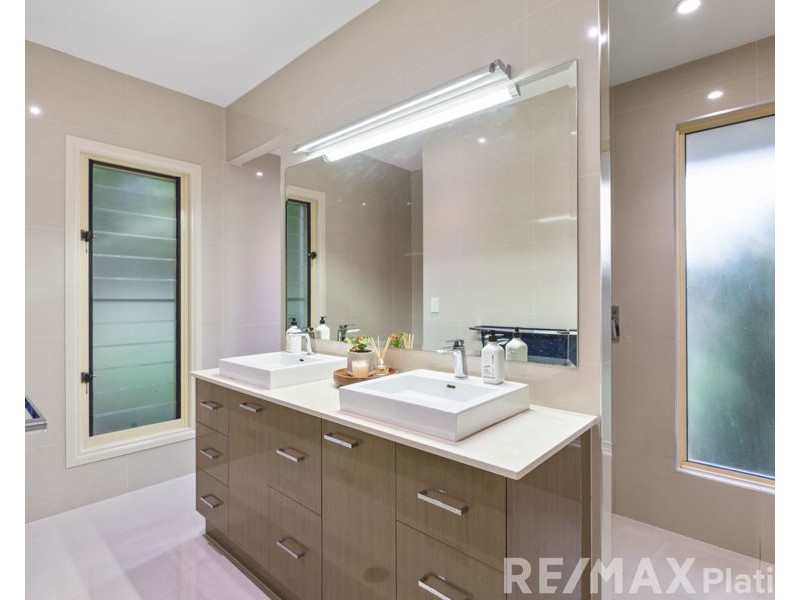 9 Blanch Court, Morayfield QLD 4506