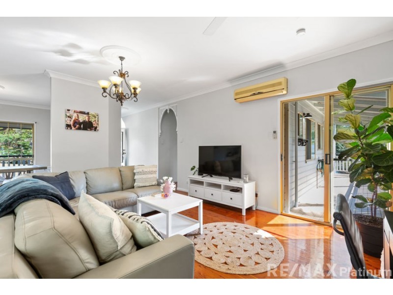 2 Glenross Place, Narangba QLD 4504