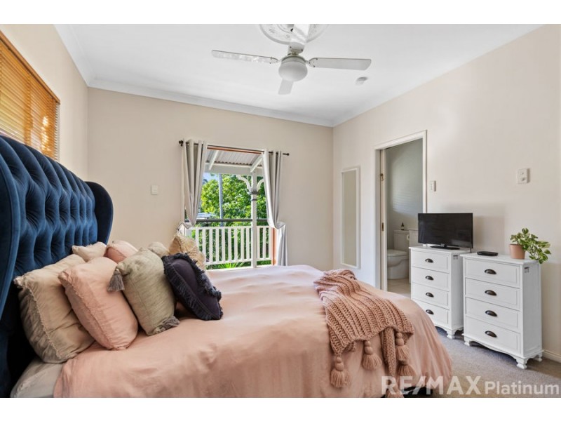 2 Glenross Place, Narangba QLD 4504