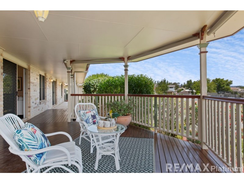2 Damber Close, Morayfield QLD 4506