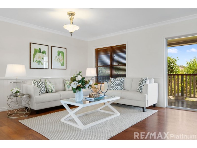 2 Damber Close, Morayfield QLD 4506