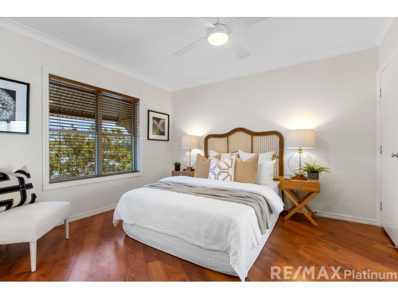 2 Damber Close, Morayfield QLD 4506