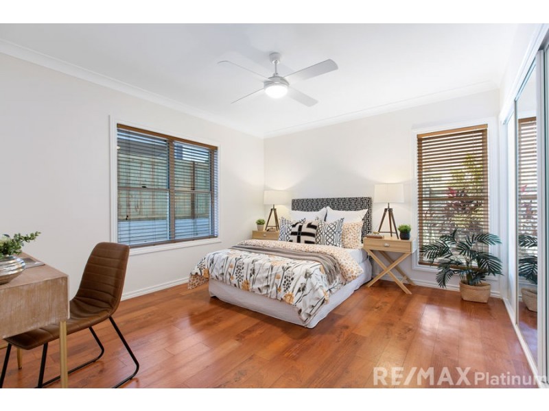 2 Damber Close, Morayfield QLD 4506