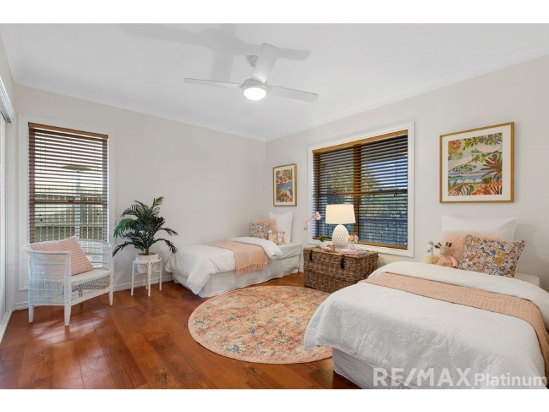 2 Damber Close, Morayfield QLD 4506