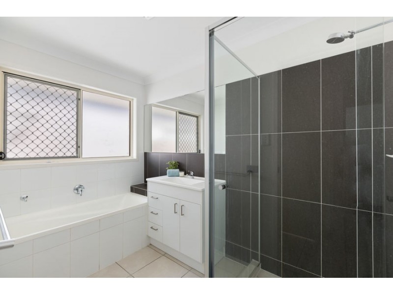 39 Jinibara Crescent, Narangba QLD 4504