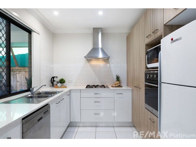 21 Mount View Crescent, Narangba QLD 4504