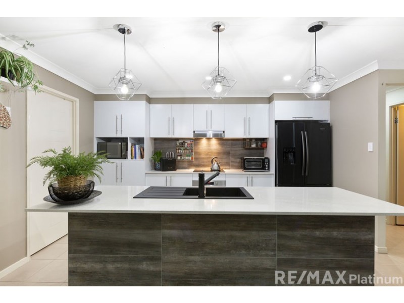 14 Wilton Court, Morayfield QLD 4506