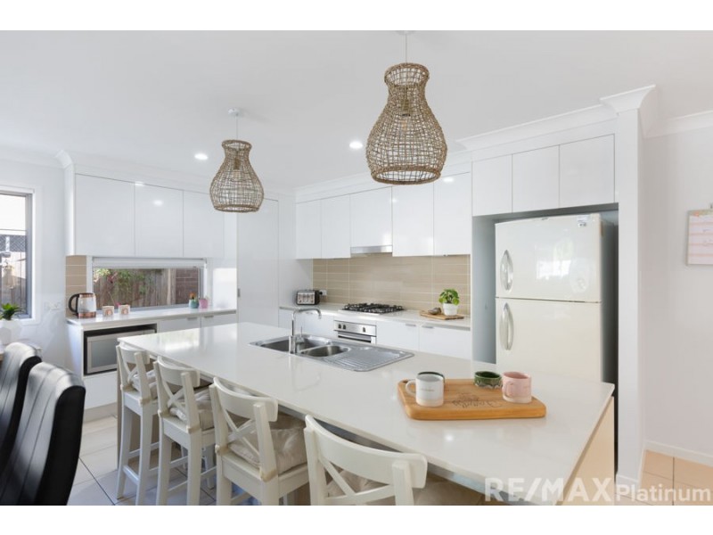 6 Swanston Crescent, Narangba QLD 4504
