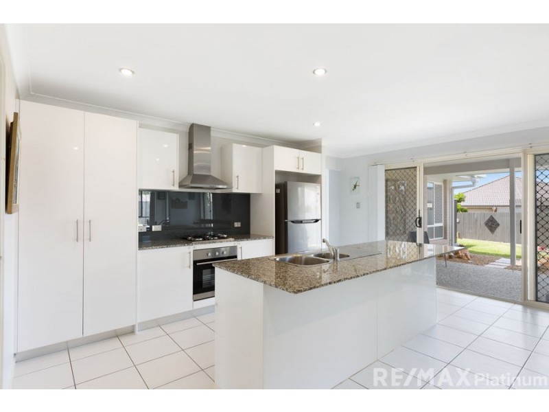 5 Wilton Court, Morayfield QLD 4506