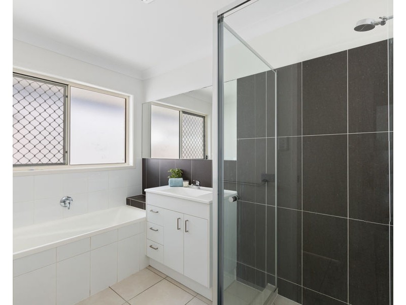 39 Jinibara Crescent, Narangba QLD 4504