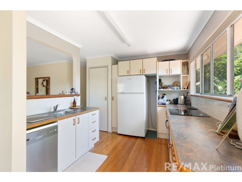 27 Marsh Street, Narangba QLD 4504