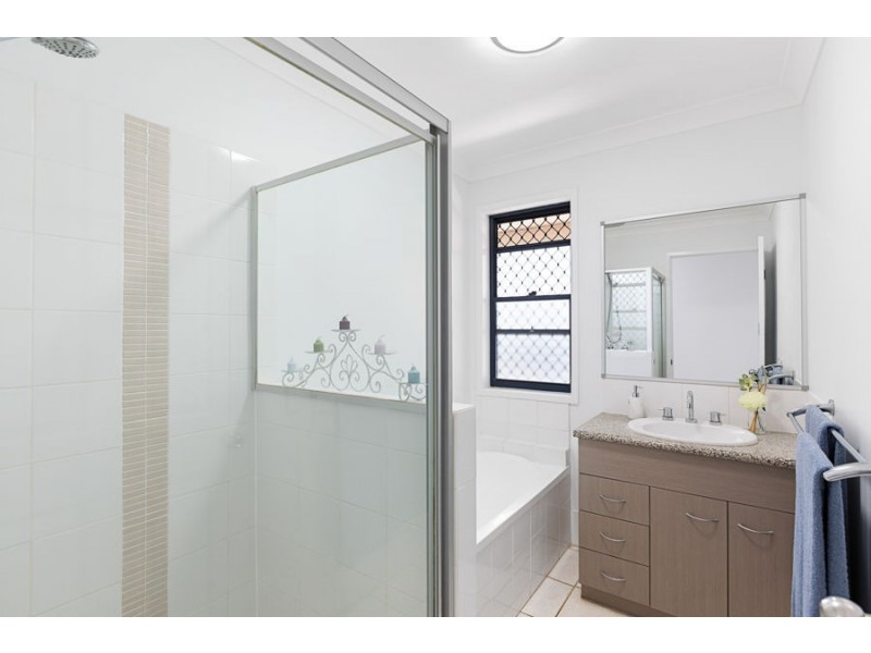 9 Marilyn Place, Morayfield QLD 4506