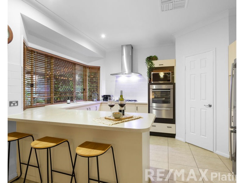 592-596 Oakey Flat Road, Burpengary QLD 4505