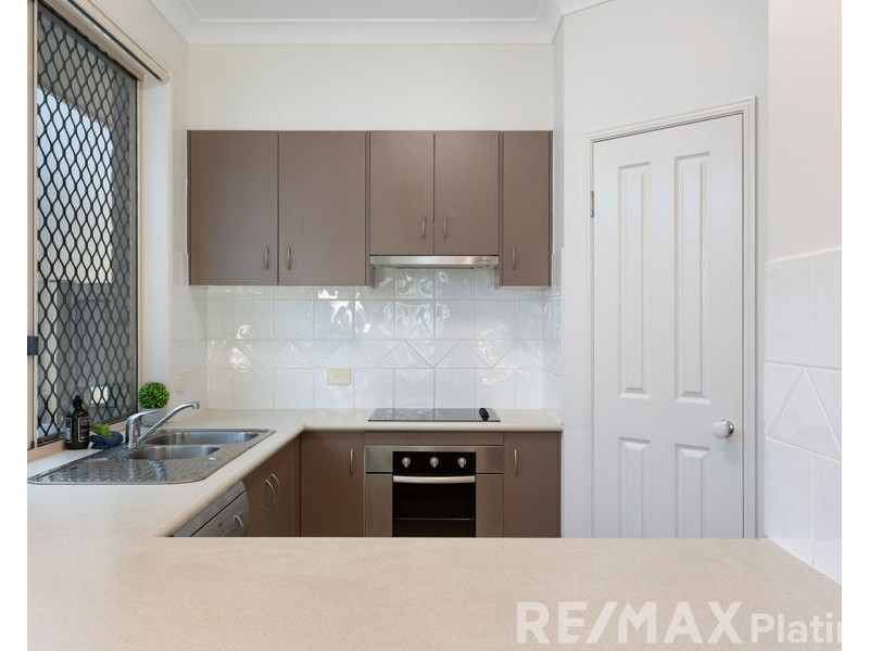 11 Wallaby Street, North Lakes QLD 4509