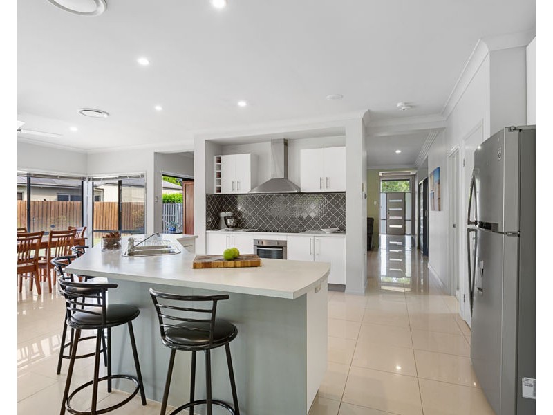 10 Spur Court, Narangba QLD 4504