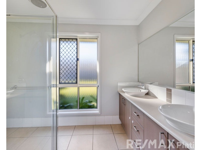 80 Lennon Boulevard, Narangba QLD 4504