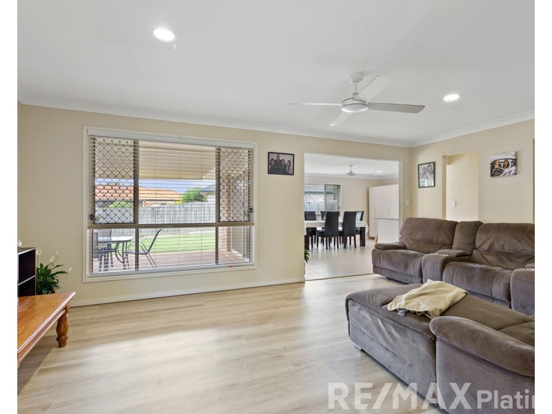 5 Abraham Close, Morayfield QLD 4506