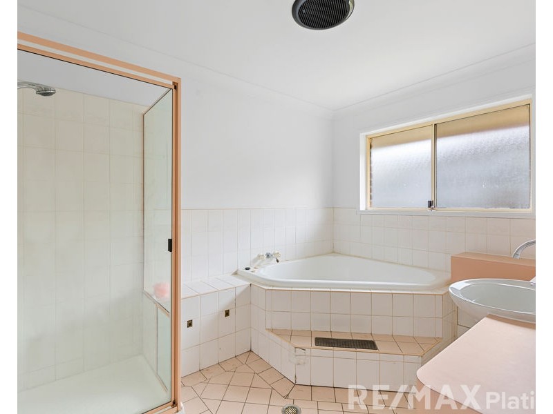 4 Williamina Court, Narangba QLD 4504