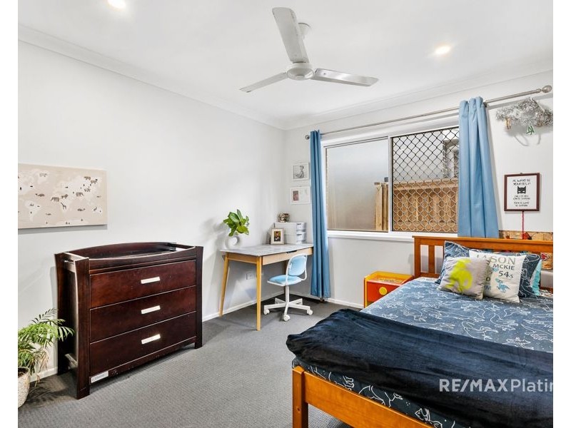 10 Palatial Crescent, Narangba QLD 4504