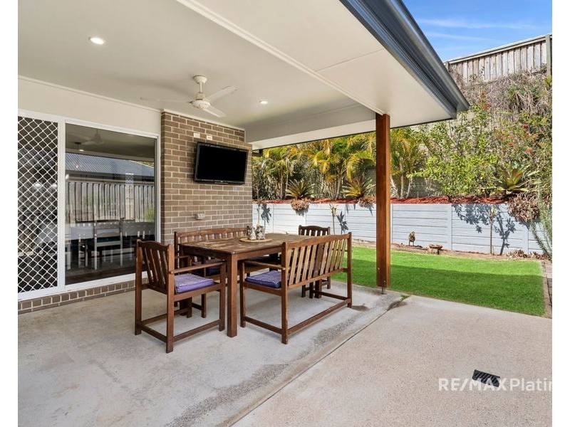 10 Palatial Crescent, Narangba QLD 4504