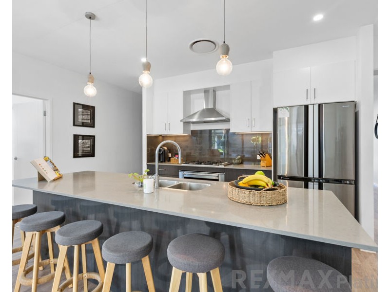 42 Splendid Parade, Narangba QLD 4504