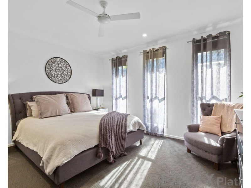 42 Splendid Parade, Narangba QLD 4504