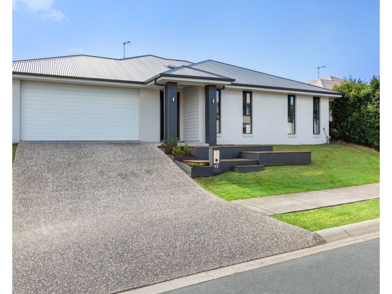 42 Splendid Parade, Narangba QLD 4504