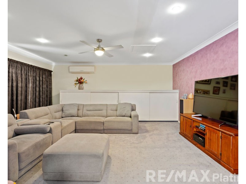 4 Aberdeen Way, Narangba QLD 4504