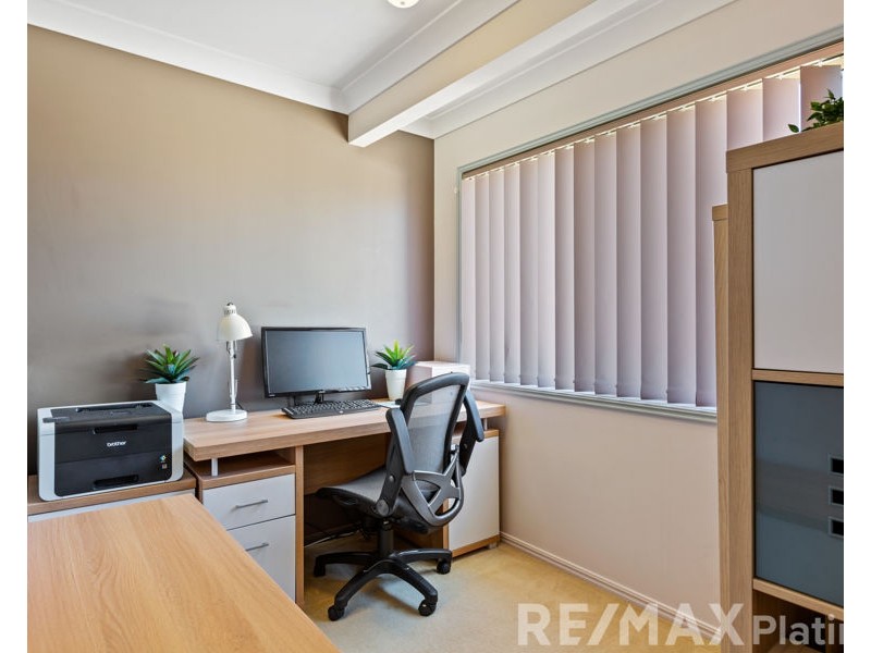 4 Aberdeen Way, Narangba QLD 4504