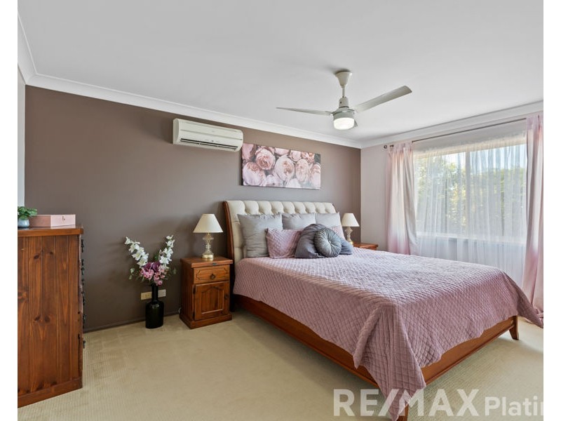 4 Aberdeen Way, Narangba QLD 4504