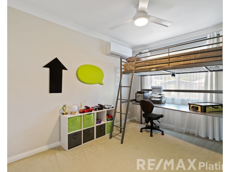4 Aberdeen Way, Narangba QLD 4504