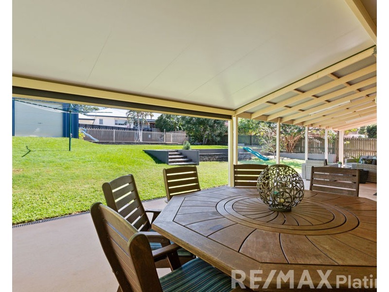 4 Aberdeen Way, Narangba QLD 4504